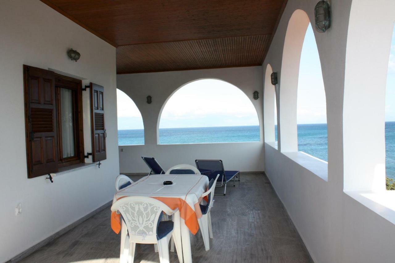 Appartement El Mar à Kómboi Extérieur photo